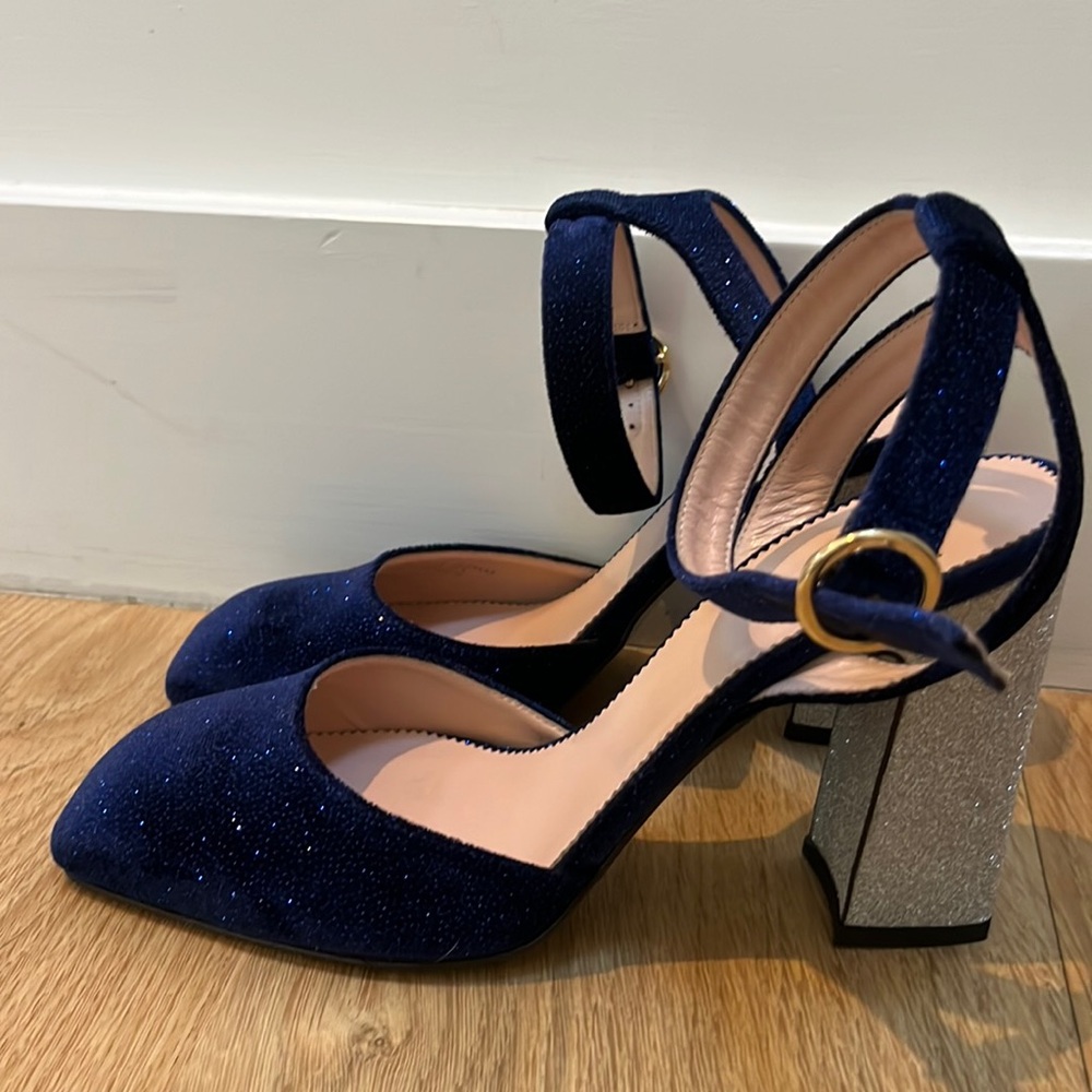 J. Crew Vicky pump in velvet with glitter size 8.5